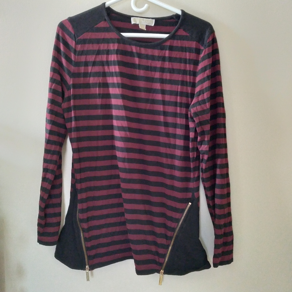 Michael Kors stripped long sleeve w zippers large